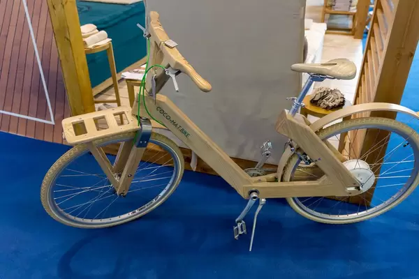 Holzfahrrad Athina von Coco-Mat bike - Boot Düsseldorf 2018