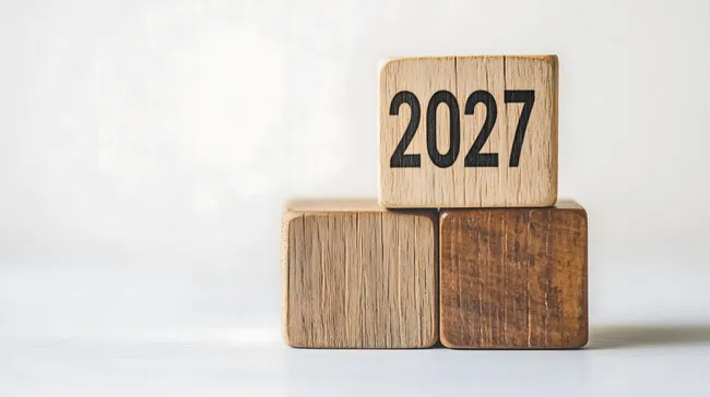 Holzwürfel mit 2027 - Kreative Neujahrsdekoration