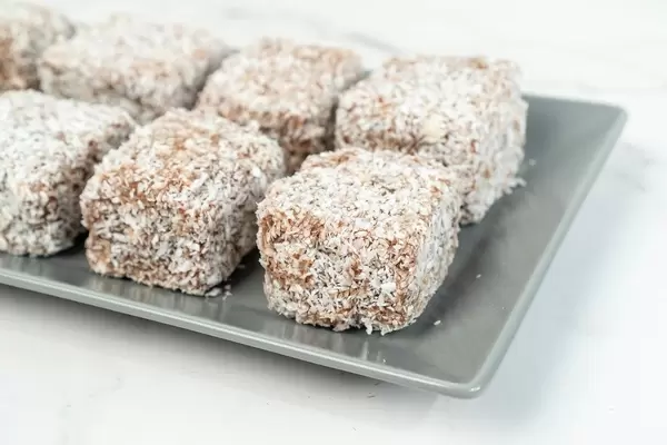 Homemade coconut cookies served on the plate (Flip 2019)