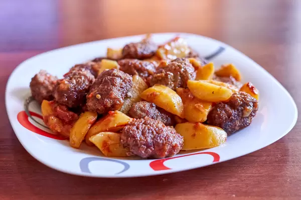 Homemade cutlets with potatoes