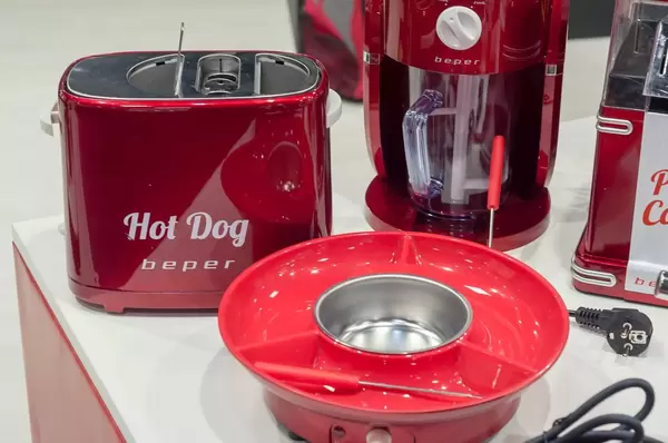 Hot-Dog-Maker von Beper auf der IFA Berlin 2018