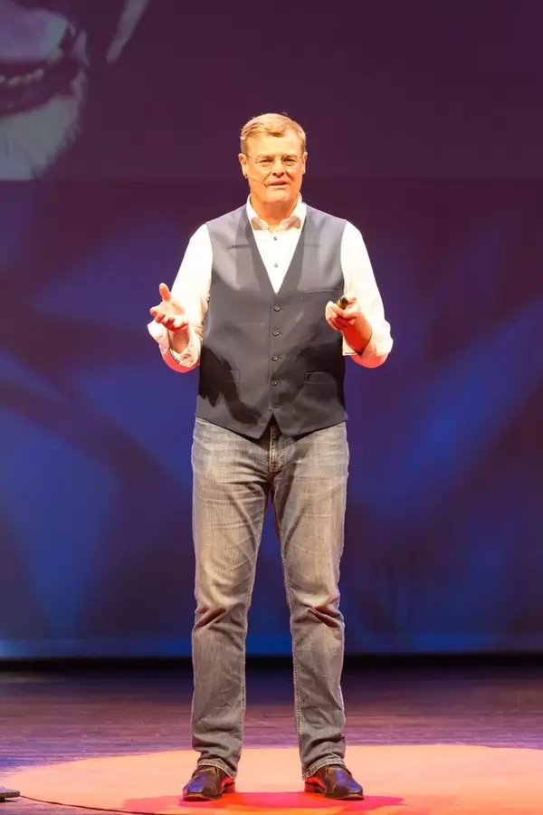 Howard Lettinga: Knie auftauen