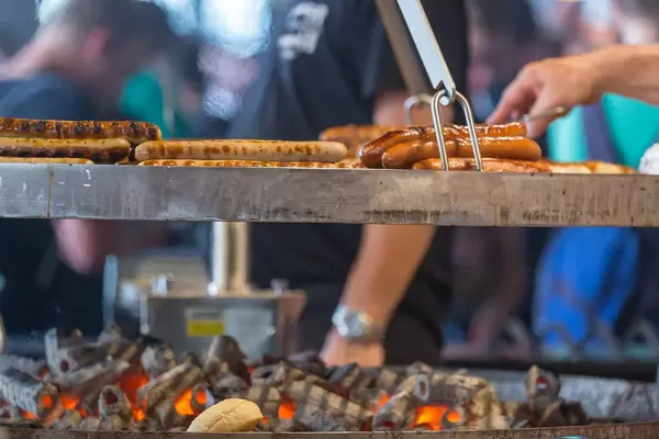 Huge sausage BBQ at Gamscom. Perfect fastfood while gaming