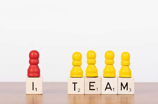 I and team concept