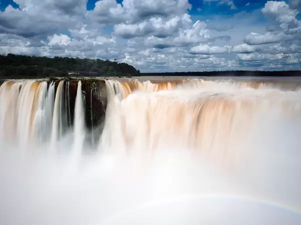 Iguazu Falls – most powerful waterfall / Iguazu Falls - mächtigsten Wasserfall