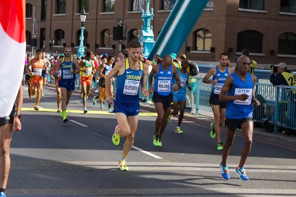 Ihor Olefirenko, Aguelmis Rojas und weitere Läufer (Marathon Finale) bei den IAAF Leichtathletik-Weltmeisterschaften 2017 in London