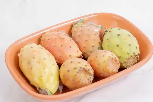 Indian Figs served in the bowl