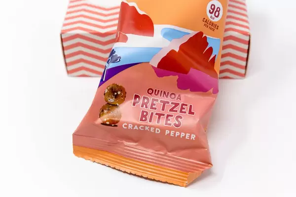 Indie Bay - Quionoa Pretzel Bites with cracked pepper and salt form the eighteenth door of the Foodist Active advent calender