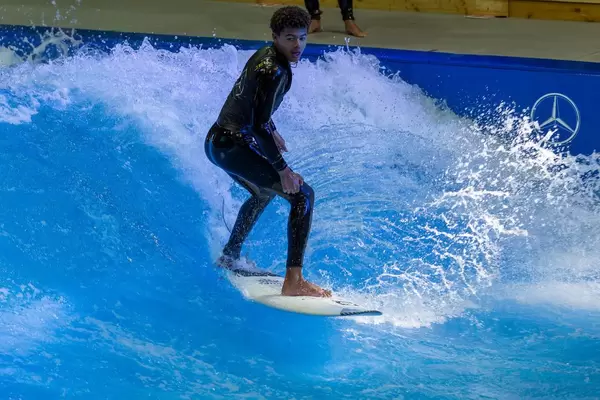 Indoor surfing in the Surfpool by Citywave at fair Boot Düsseldorf 2018
