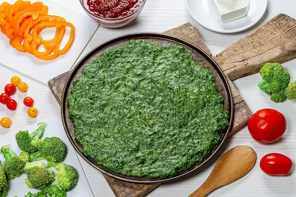 Ingredients for making a healthy vegetable pizza (Flip 2019)