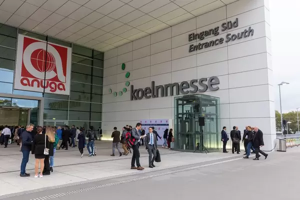 internationale Besucher bei der  Leitmesse für globale Ernährungswirtschaft in der koelnmesse
