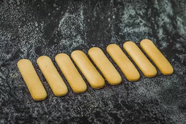 Italian savoiardi cookies (Flip 2019)