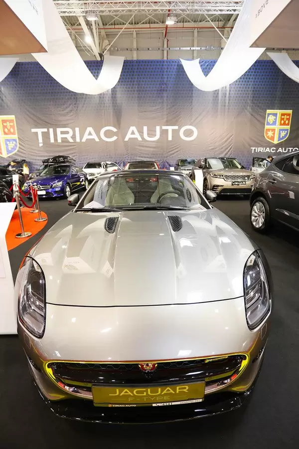 Jaguar F-Type, front view at Bucharest Auto Show 2019 SAB