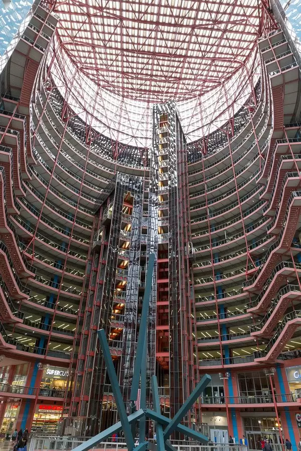 James R Thompson Center, Chicago