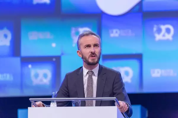 Jan Böhmermann - Satirist und TV Host