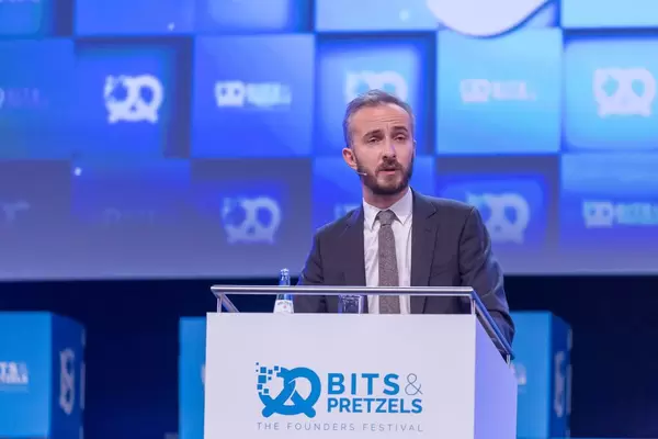 Jan Böhmermann während eines Auftritts