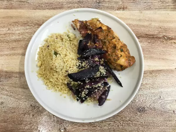 Jerk Chicken mit Urkarotte und Couscous
