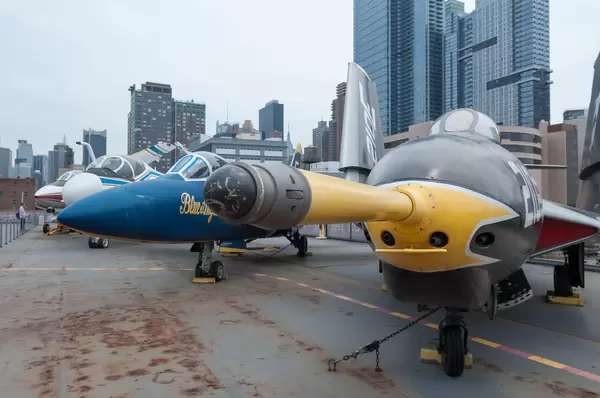 Jets on Intrepid