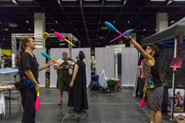 Jonglieren auf der Messe