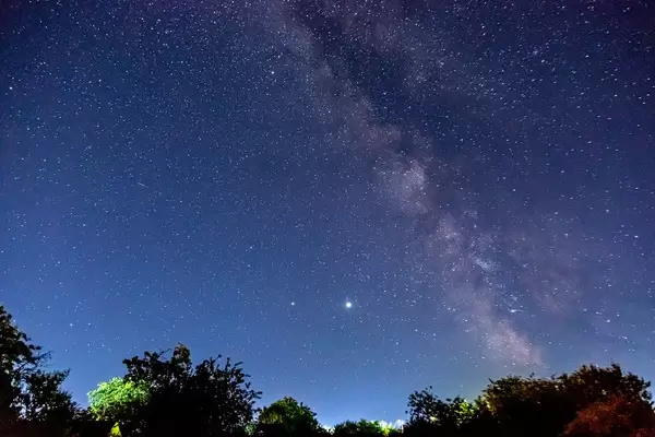 Jupiter and Mars from the parade of planets against the milky way