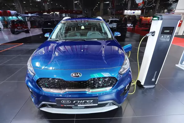 Kia Niro Electric car charging at Bucharest Auto Show 2019, SAB