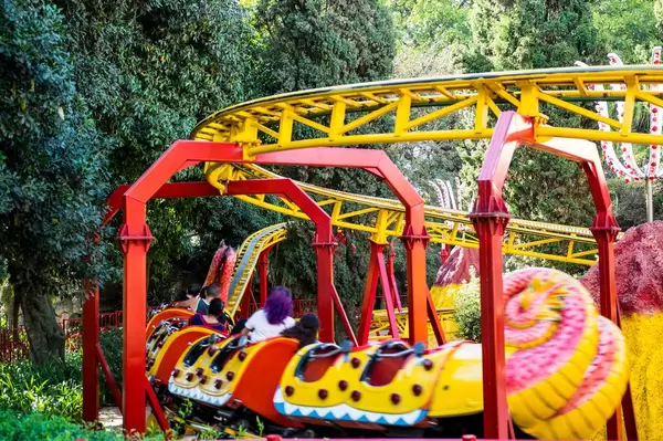 Kids dragon roller coaster