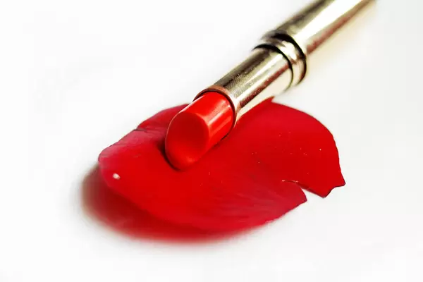 Klassischer roter Lippenstift