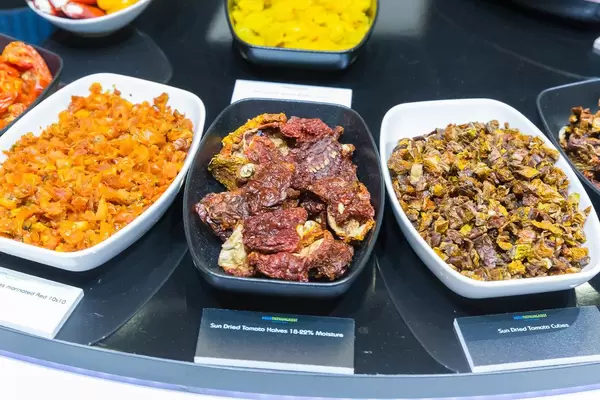 Kochtiefkühlkost - Sonnengereifte Tomatenhälften mit 18-22% Feuchtigkeit