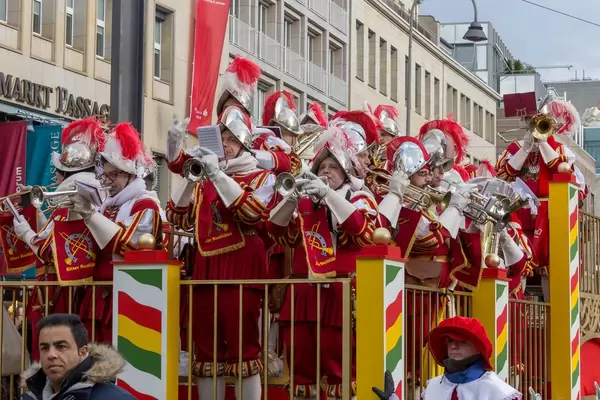 Kölner Ratsbläser beim Rosenmontagszug - Kölner Karneval 2018