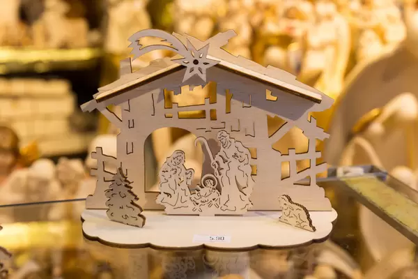 Krippe aus Holz