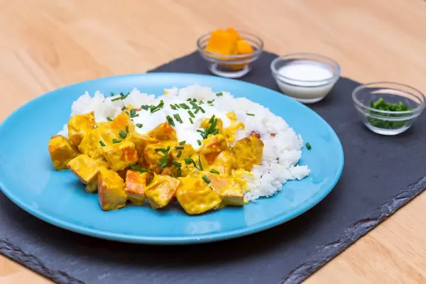 Kürbis-Riz Casimir: Hokkaido, Nüsse und Rosinen