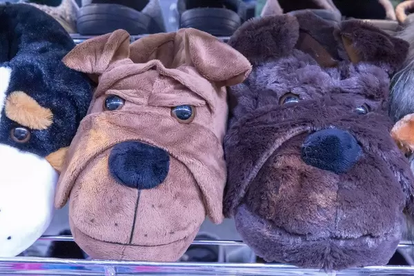Kuschelige Tierfiguren Hausschuhe