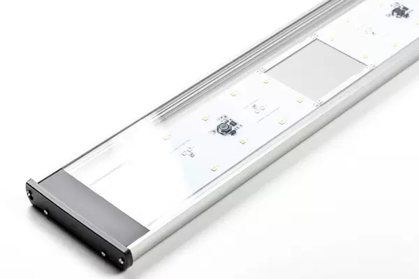 Lamp for lighting in the aquarium for algae growth (Flip 2020)