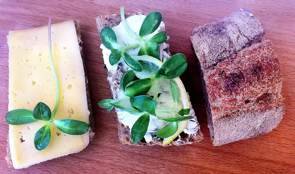 “Green” sandwiches