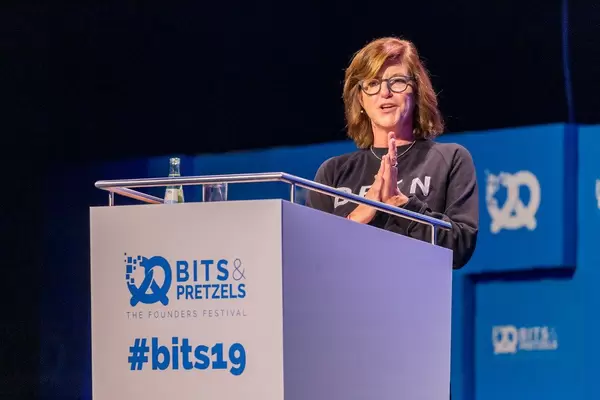 Leidenschaft im Fokus: der Vortrag von Donna Carpenter inspiriert das Publikum von der Münchner Start-Up-Messe