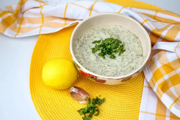 Lemon and Yogurt Salad Dip