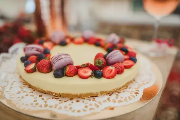Lemon Cheese Cake With Berries And Macaroons