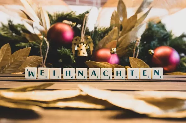 Letters reading WEIHNACHTEN (Christmas)