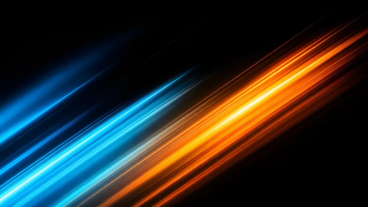 Leuchtende Lichtstreifen in Blau und Orange auf Schwarz