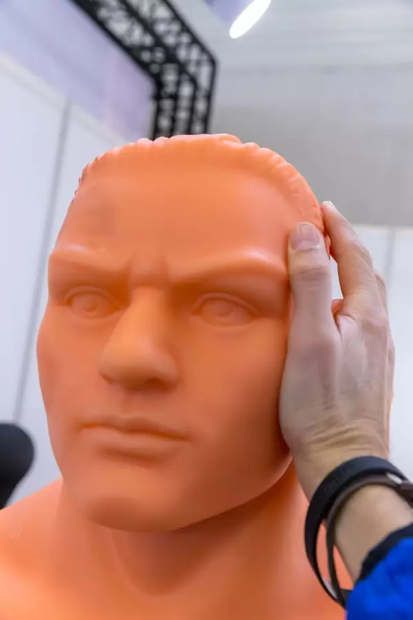 Life-size box dummy as a perfect alternative of a punchbag presented at Fibo Cologne