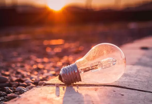Light bulb on the ground