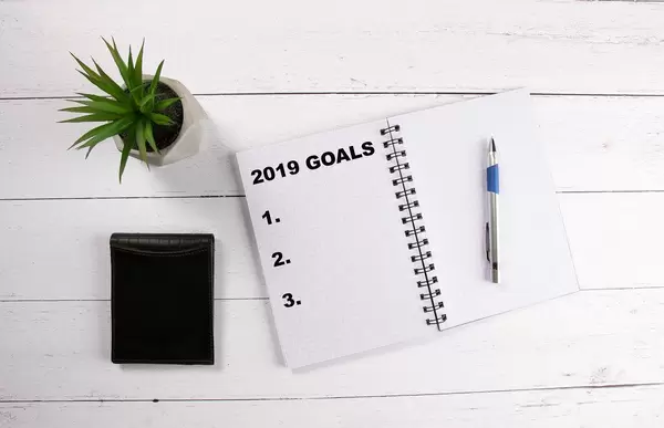 List of 2019 goals written in notebook