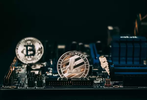 Litecoin und Bitcoin auf Hauptplatine