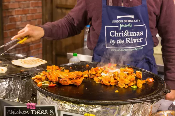 London: Christmas by the River