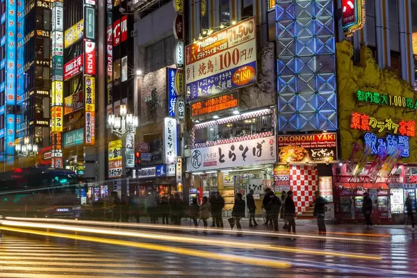 Long Exposure: Streets of Shinjuku