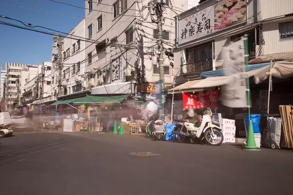 Longe exposure during the day - Tokyo, Japan