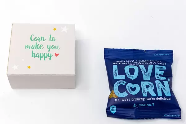 Love Corn - Geröstete Maiskörner mit Meersalz aus dem dreizehnten Türchen des veganen Foodist Active Adventskalenders