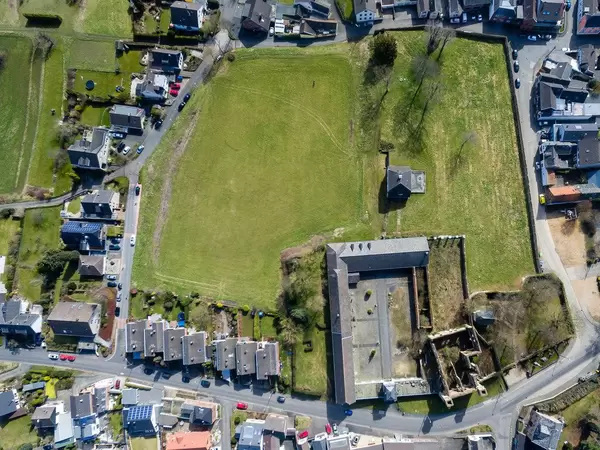 Luftbild der Burg Hemmerich (Bornheim)