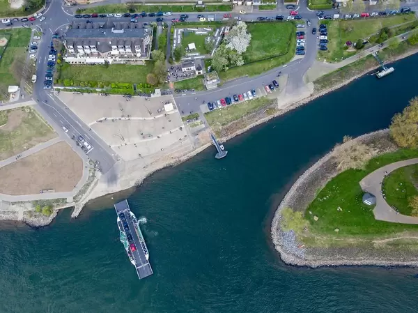 Luftbild: Fähranlegestelle Mondorf