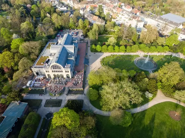 Luftbild: Flora Köln und Dank Augusta